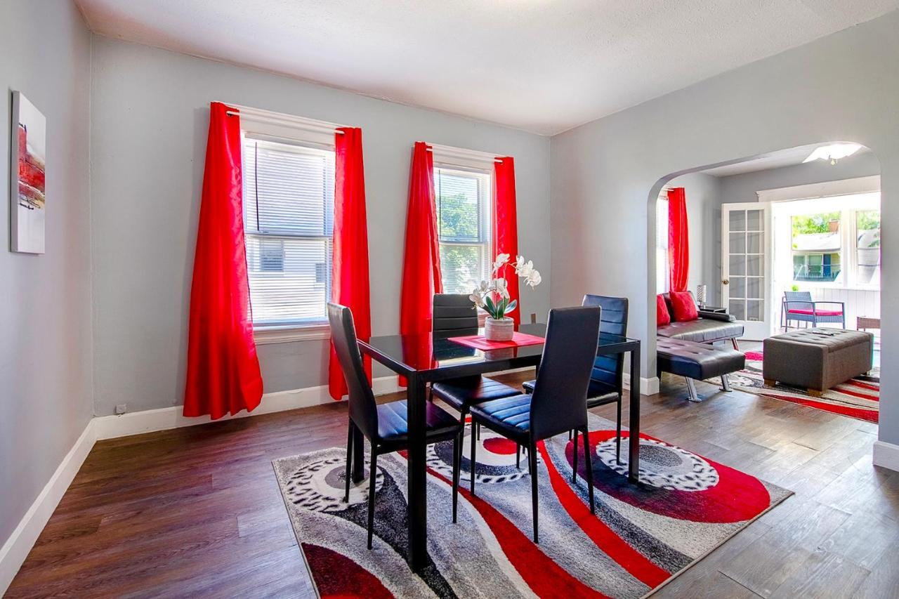 The Rubi Lounge: Modern Brooklyn Escape With Parking & High-speed Wi-fi